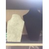 请问哪里有卖或着做颈脖子的及展览室一些摆台