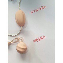 请问这两款珠子谁家有