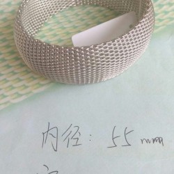 谁家有这个手镯啊