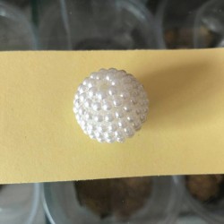 这球谁家有啊