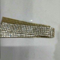 谁家有黑色一张