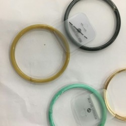 谁家有这样的手镯
