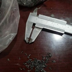 这种三毫米的小铆钉，哪位知道哪有卖的