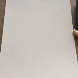 谁家有这种白卡，尺寸13乘20。数量2500