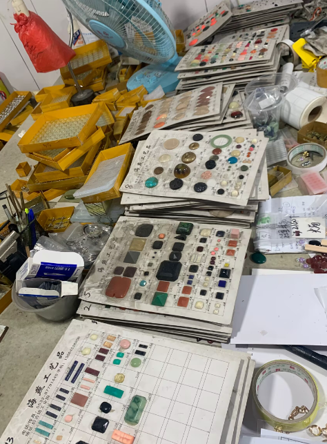 e58d5b0b-14f5-45a6-bc22-59a3538954a4